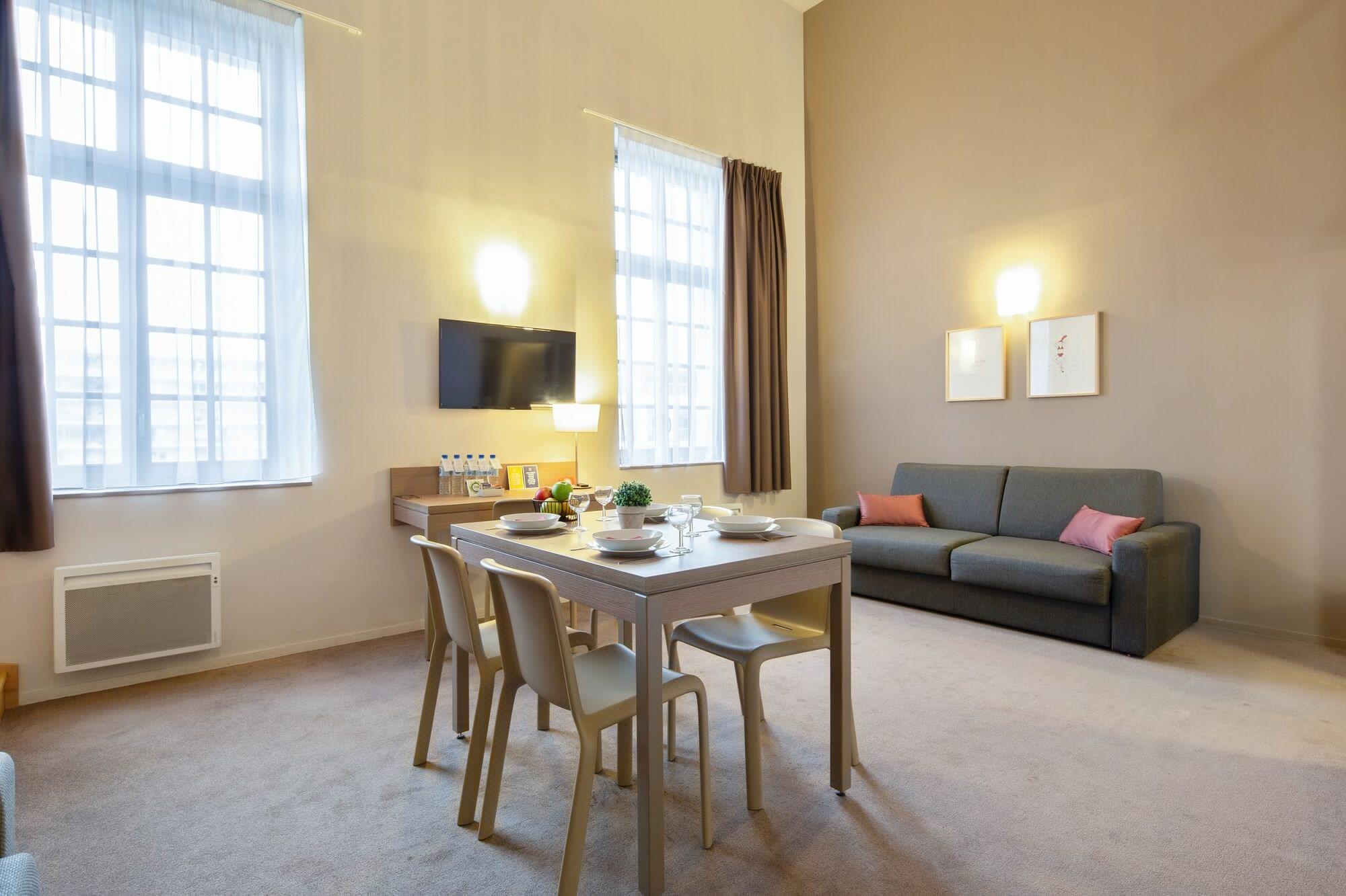 Appart'City Confort Reims Centre Aparthotel Εξωτερικό φωτογραφία