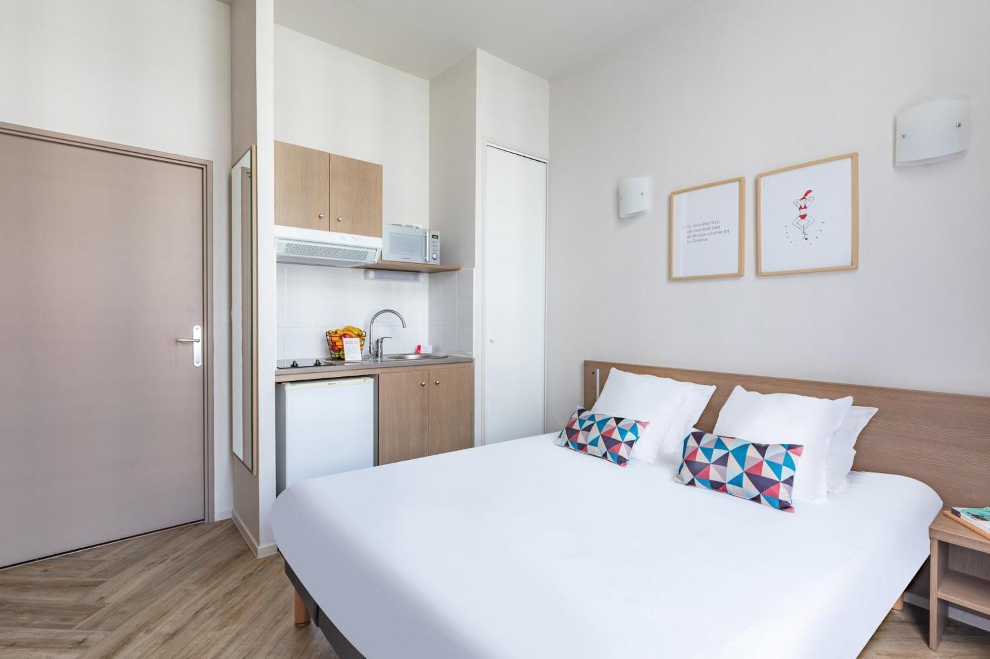 Appart'City Confort Reims Centre Aparthotel Εξωτερικό φωτογραφία